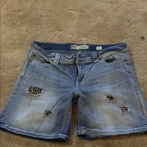 BKE Payton denim shorts with leopard size 31